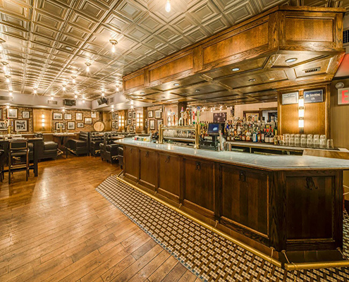 Bar in The Barrel Room at Park Avenue Tavern